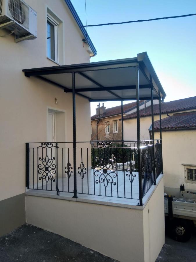 ויפאבה Boutique Villa Zontova Jama מראה חיצוני תמונה